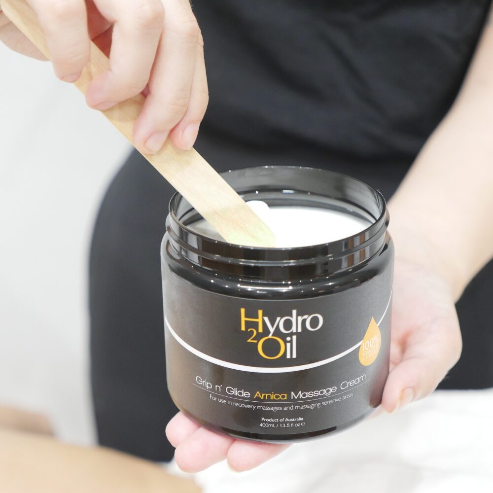 CaronLab Hydro 2 Oil Grip n Glide Massage Cream - Arnica - 400ml