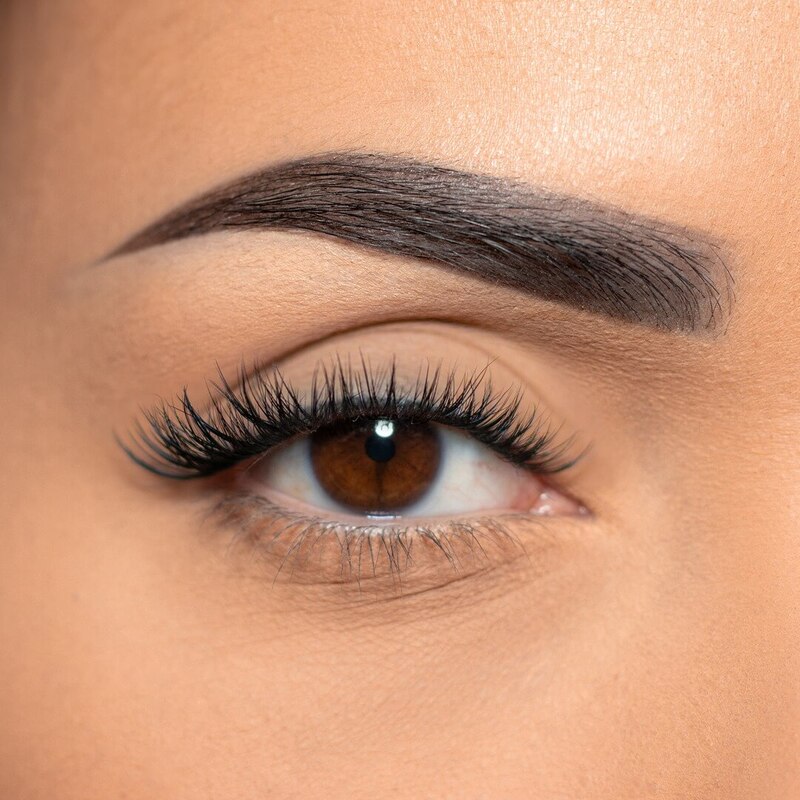 MODELROCK Ready to Wear Pre-Glued Cluster Lashes - Travel Edition - 40 Pieces